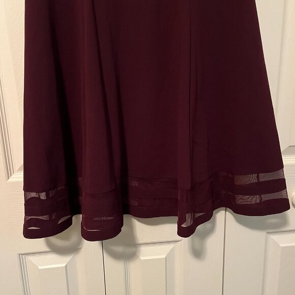 Dress - Picture 4 of 4